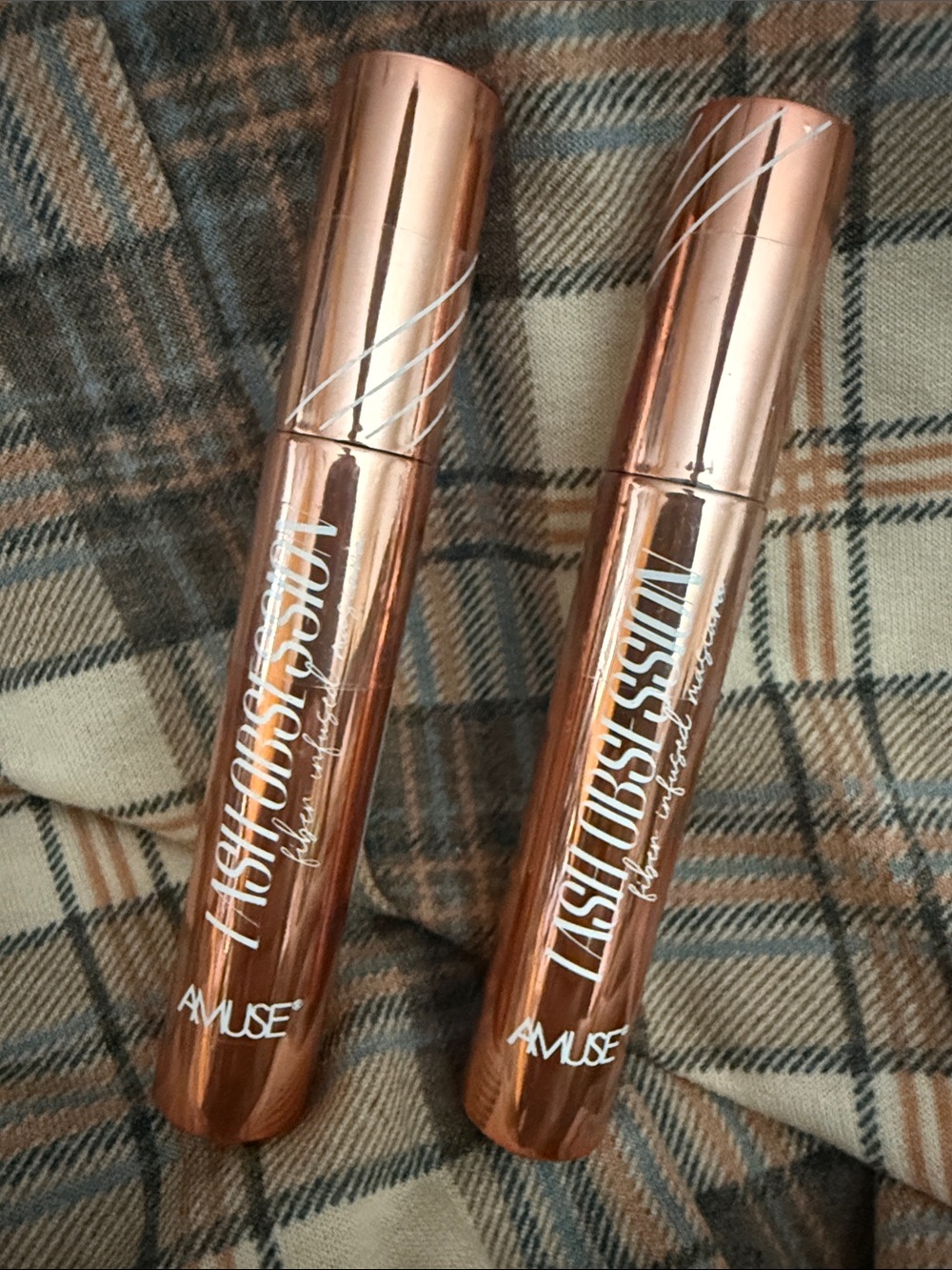 AMUSE Lashy Lush Mascara in Rose Gold